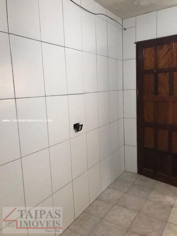 Casa à venda com 1 quarto, 125m² - Foto 2