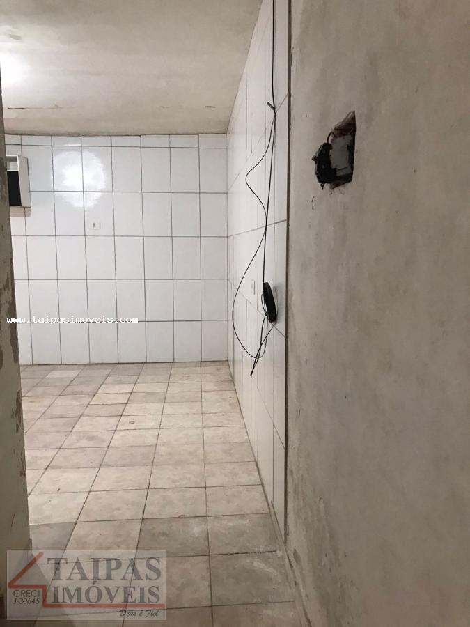 Casa à venda com 1 quarto, 125m² - Foto 3