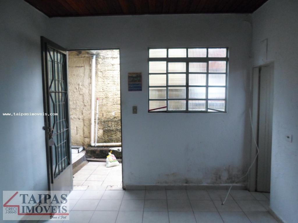 Casa para alugar com 2 quartos, 500m² - Foto 20