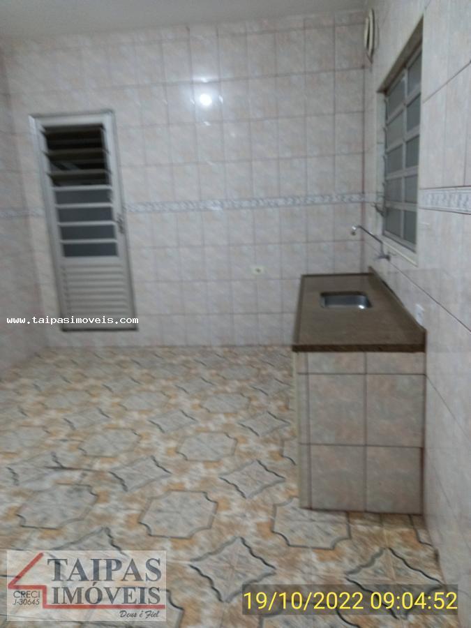 Casa para alugar com 2 quartos, 500m² - Foto 29