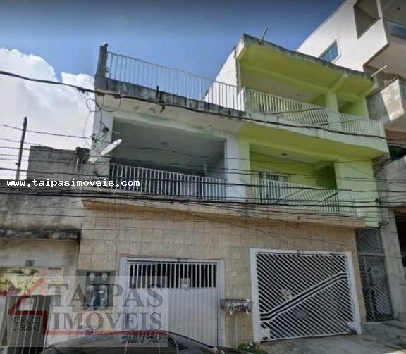 Casa à venda com 3 quartos, 250m² - Foto 1