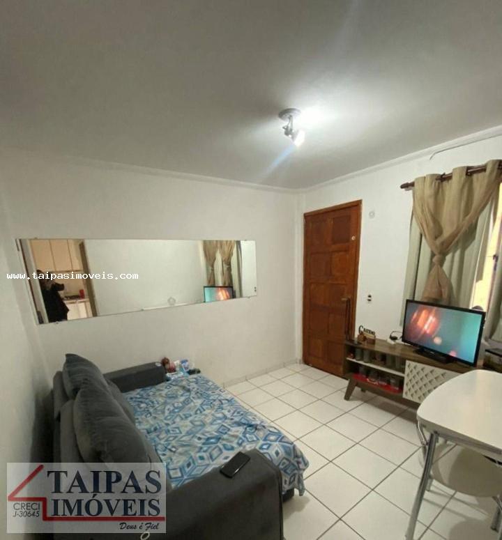 Apartamento à venda com 2 quartos, 45m² - Foto 10