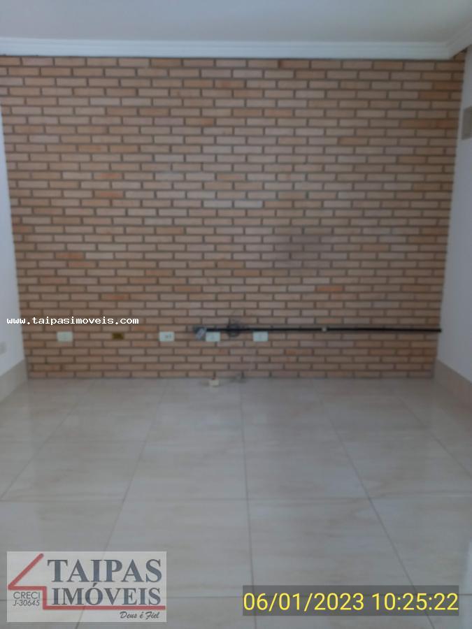 Casa à venda com 3 quartos, 300m² - Foto 3