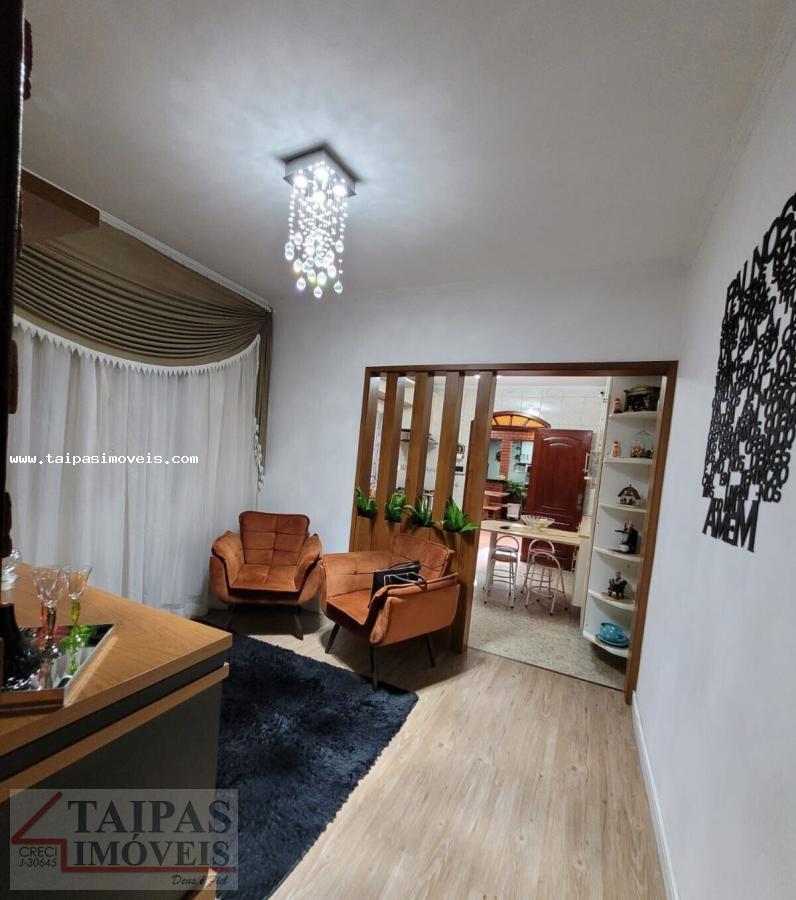 Casa à venda com 3 quartos, 225m² - Foto 18