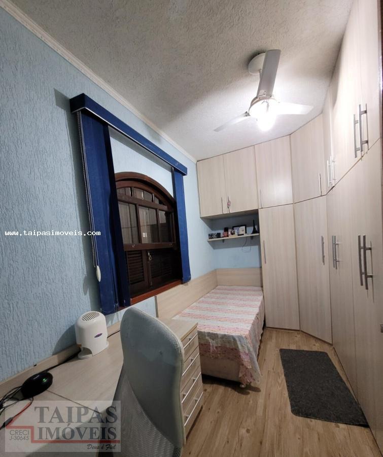 Casa à venda com 3 quartos, 225m² - Foto 19