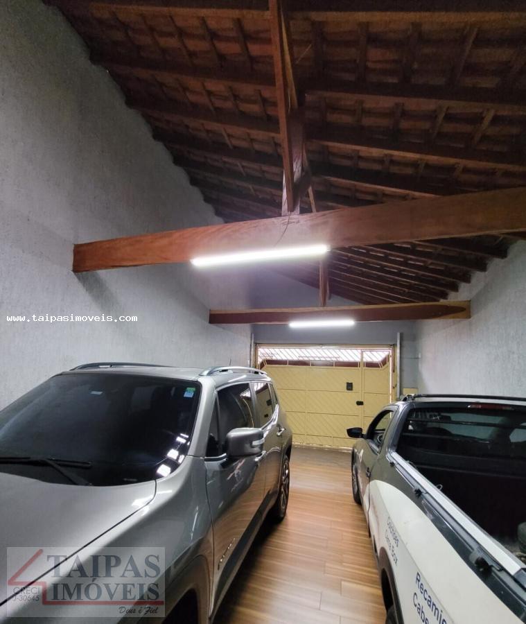 Casa à venda com 3 quartos, 225m² - Foto 32