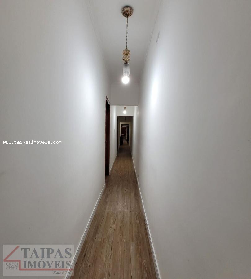 Casa à venda com 3 quartos, 225m² - Foto 31