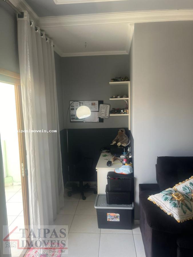 Sobrado à venda com 3 quartos, 80m² - Foto 9