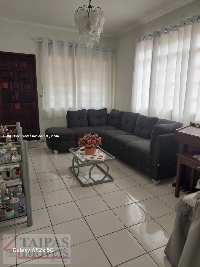 Casa à venda com 3 quartos, 390m² - Foto 2