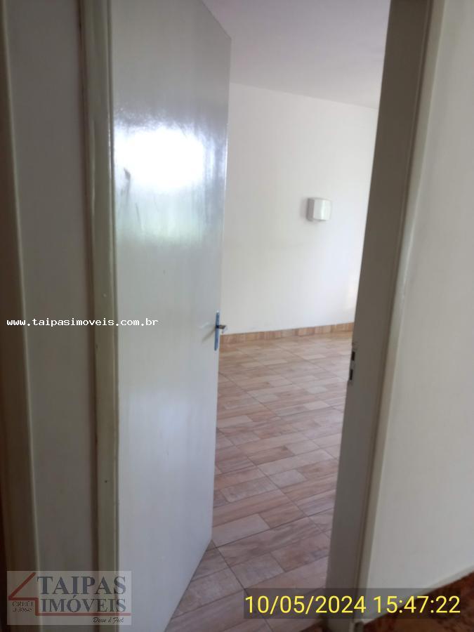 Casa à venda com 2 quartos, 200m² - Foto 7