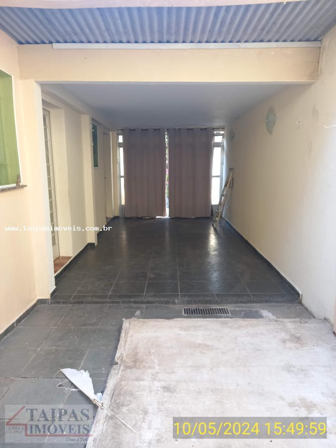 Casa à venda com 2 quartos, 200m² - Foto 25