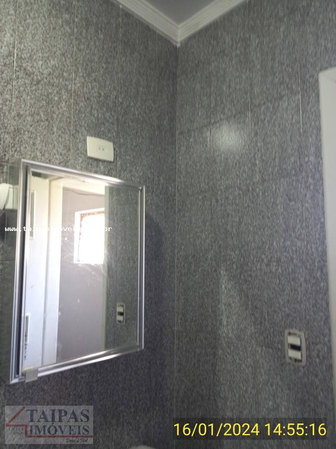 Sobrado à venda com 2 quartos, 125m² - Foto 41