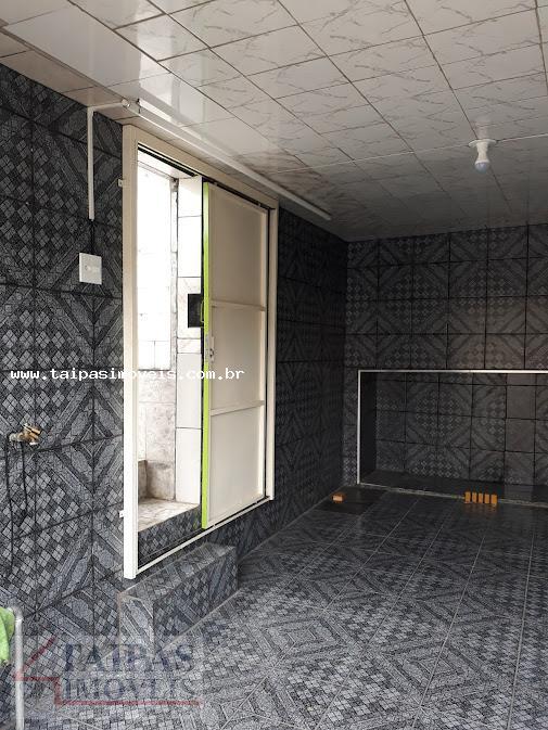 Sobrado à venda com 5 quartos, 200m² - Foto 3