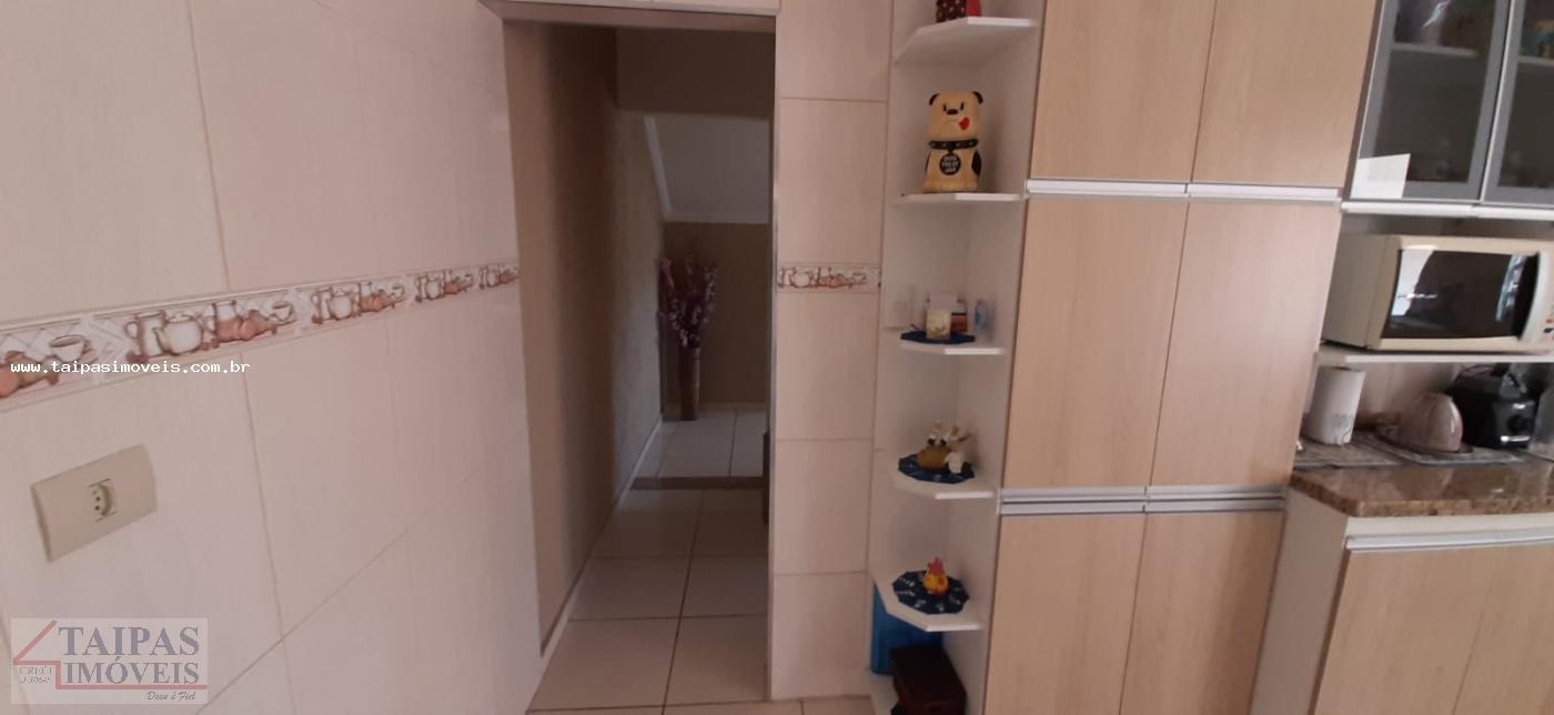 Sobrado à venda com 2 quartos, 250m² - Foto 7