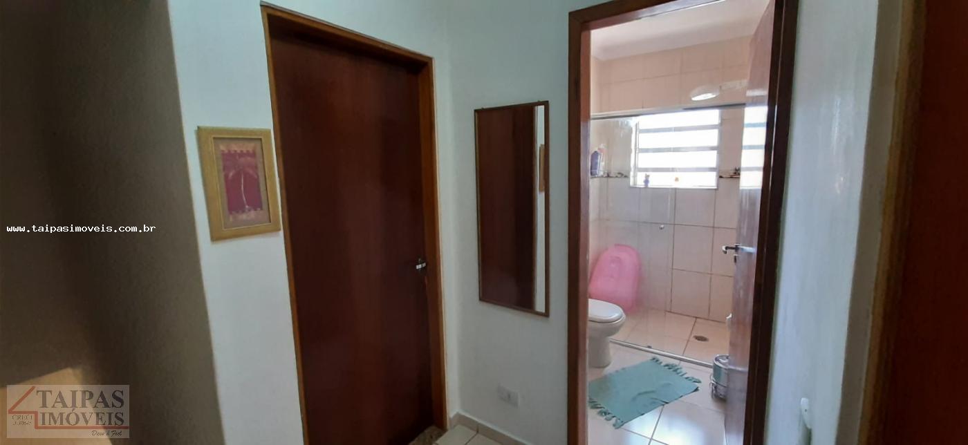 Sobrado à venda com 2 quartos, 250m² - Foto 12