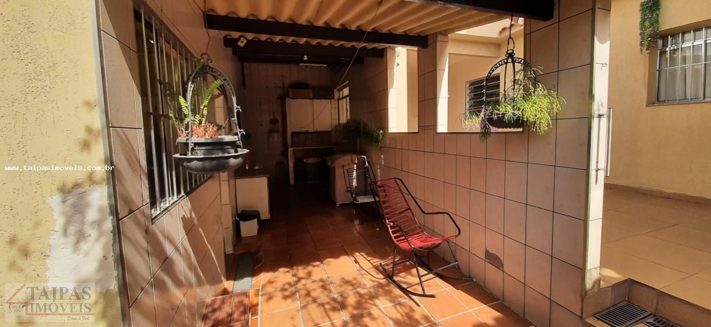 Sobrado à venda com 2 quartos, 250m² - Foto 24