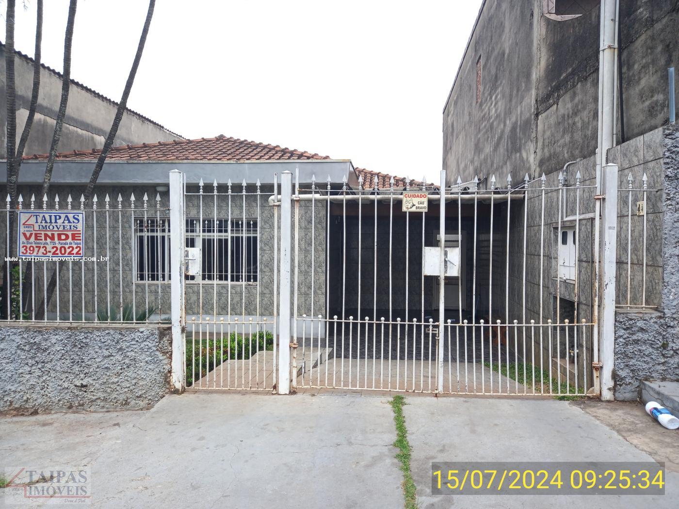 Casa à venda com 3 quartos, 250m² - Foto 1