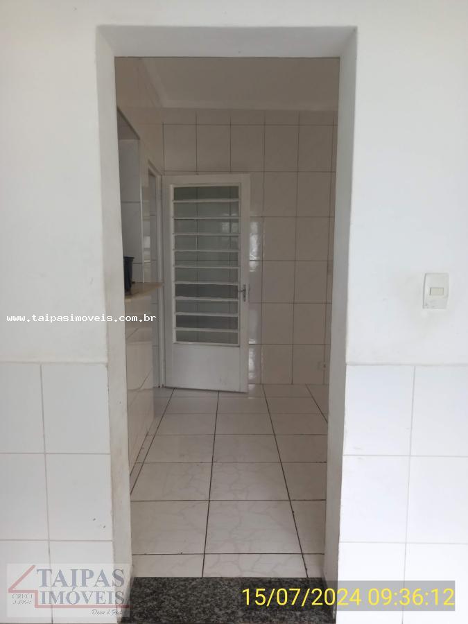 Casa à venda com 3 quartos, 250m² - Foto 11