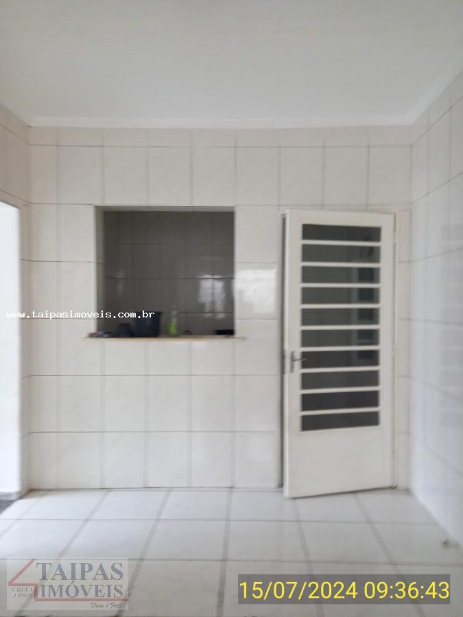 Casa à venda com 3 quartos, 250m² - Foto 15