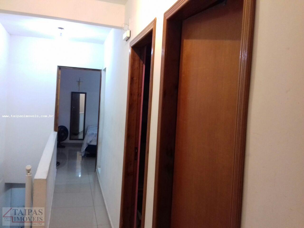 Sobrado à venda com 3 quartos, 250m² - Foto 3