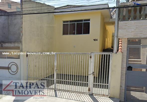 Casa à venda com 2 quartos, 125m² - Foto 1