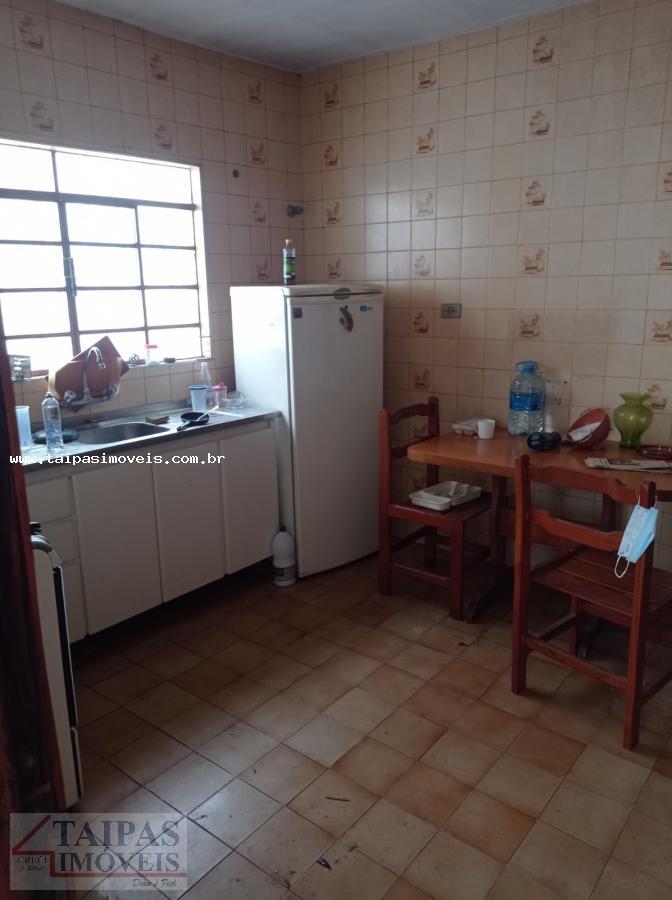 Casa à venda com 1 quarto, 278m² - Foto 16