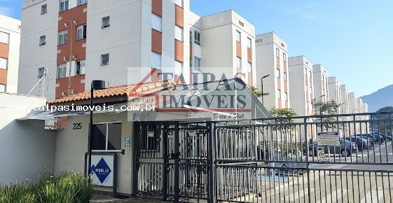 Apartamento para alugar com 2 quartos, 46m² - Foto 2