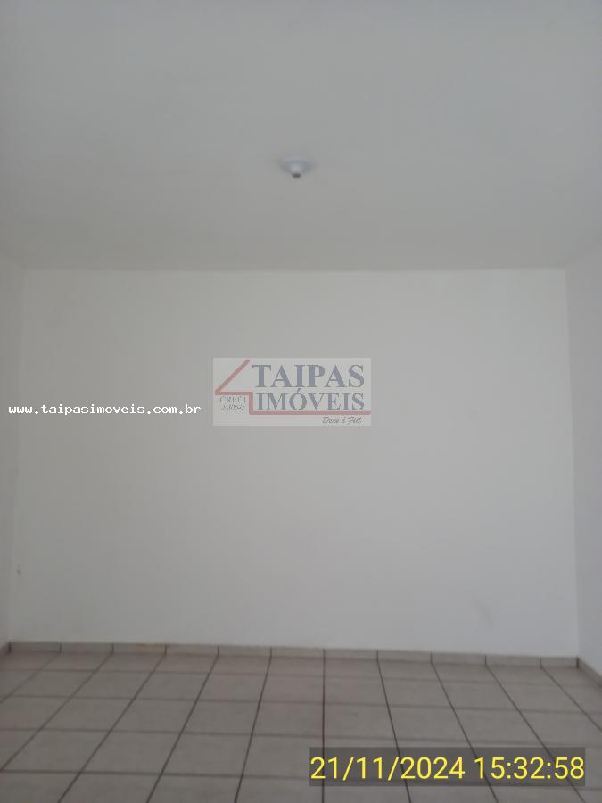 Casa à venda com 2 quartos, 250m² - Foto 5