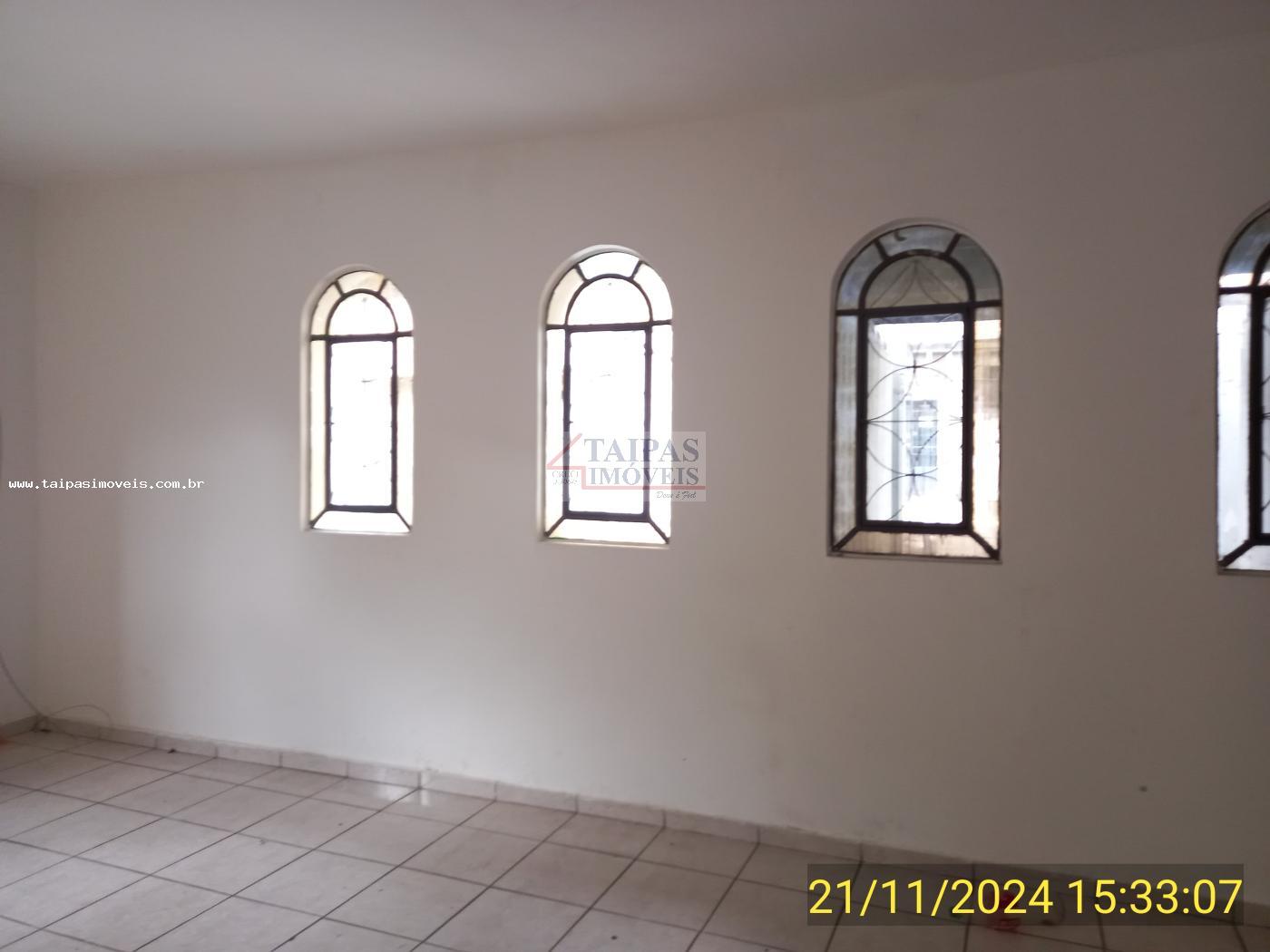 Casa à venda com 2 quartos, 250m² - Foto 7