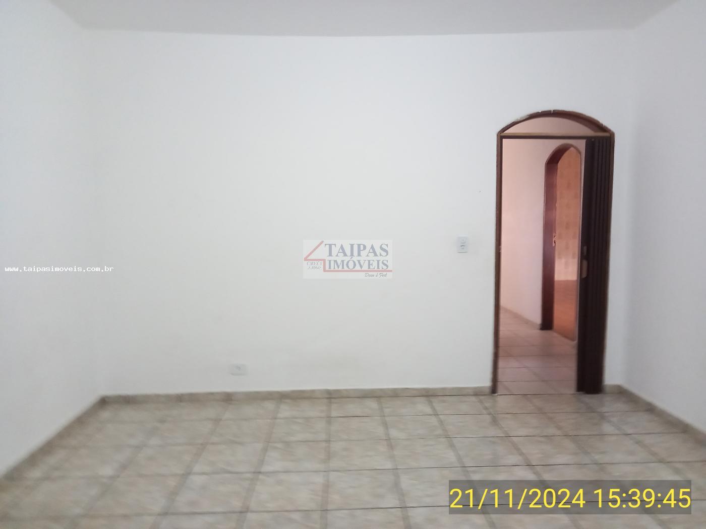 Casa à venda com 2 quartos, 250m² - Foto 28