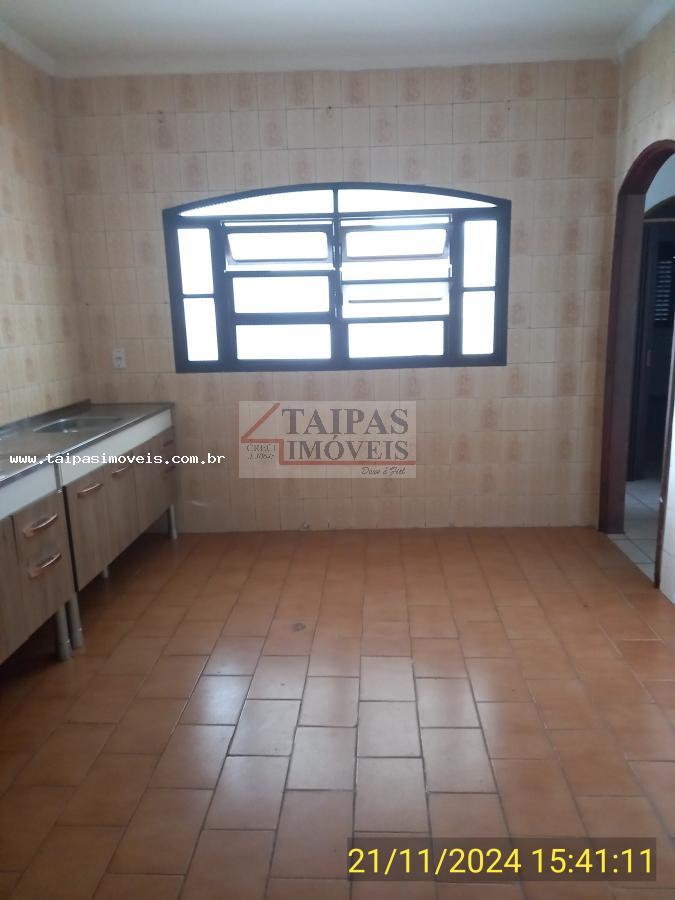 Casa à venda com 2 quartos, 250m² - Foto 32